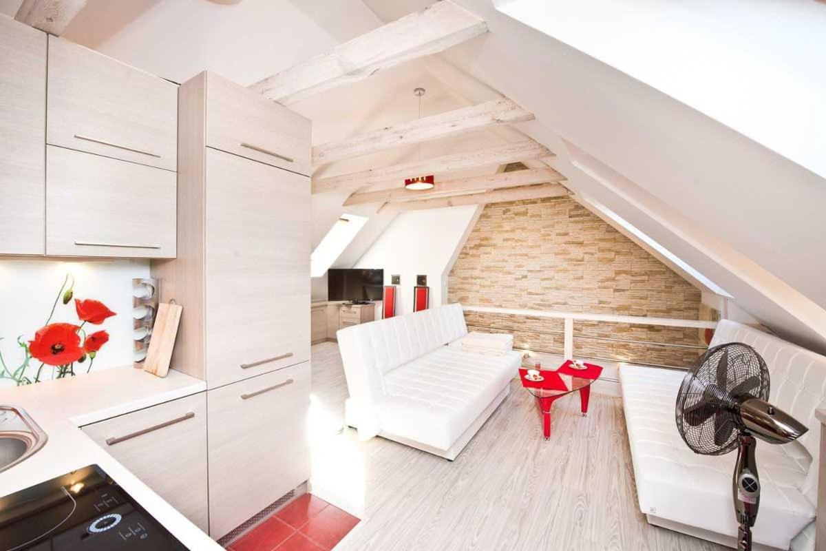 Dwupoziomowy Stylowy Apartament Przy Centrum Gdyni, Niedaleko Morza Gdynia Eksteriør bilde